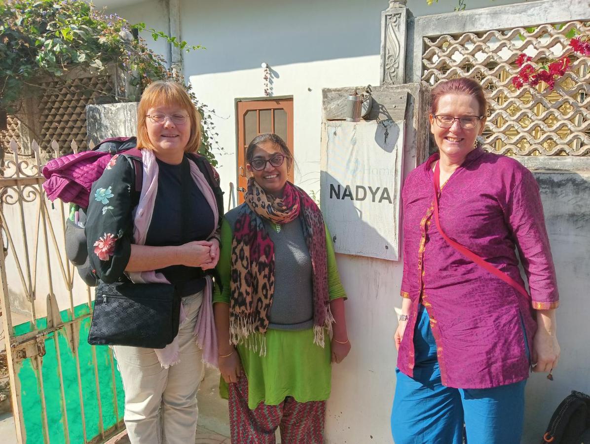 Nadya Homestay For Female & Family Джайпур Екстериор снимка