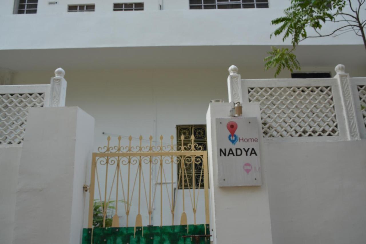 Nadya Homestay For Female & Family Джайпур Екстериор снимка